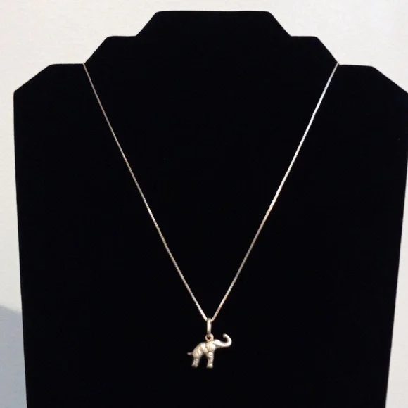 925 elephant pendant on chain - Picture 9 of 10